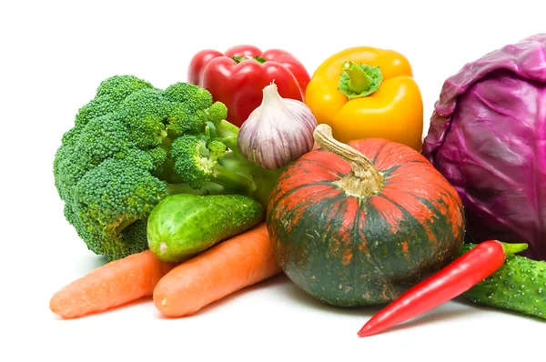 Warzywa na białe tło zbliżenie — Zdjęcie stockowe