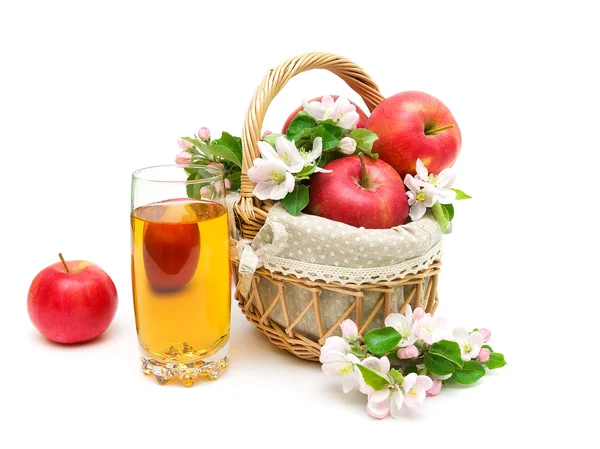 Ripe apples isolated on white background — Stock Photo, Image