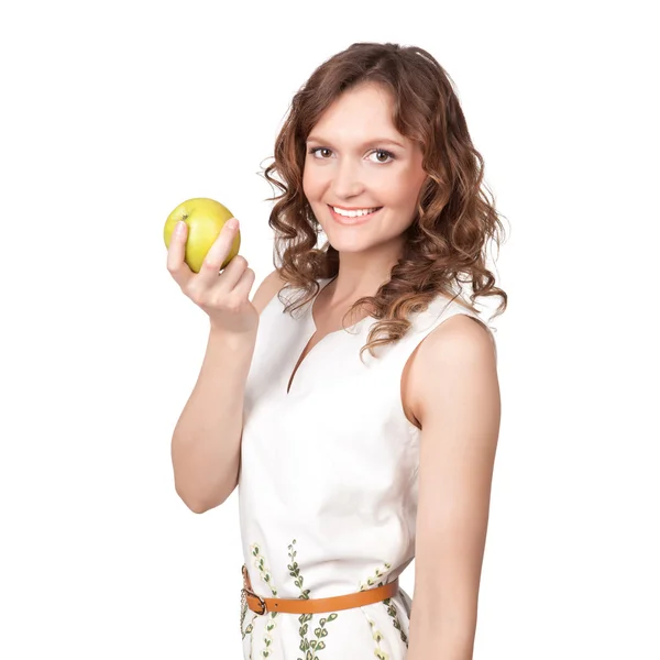 Bir elma ile çekici bir genç kadın portresi — Stok fotoğraf