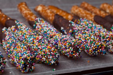 çikolata kaplı simit