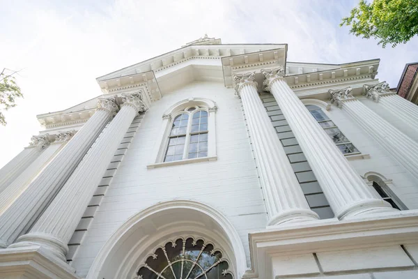 Abstract Gothic Style White Church Looking Almost Straight — Stock fotografie