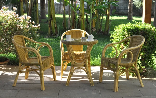 Wicker chairs and table — Stock Photo, Image