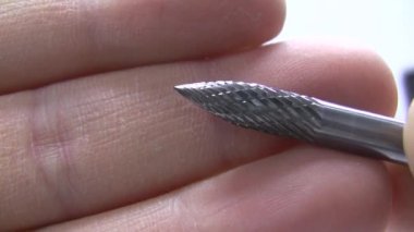 Kesici başlıkların ellerindeydi. Sondaj makineleri için metal hortumlar. Yeniliklerin sunumu