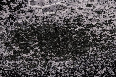 Karanlık soyut dokulu arka planlar. Lekeler ve lekeler. Alkol mürekkebi.