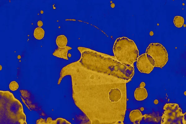 Soyut mavi sarı arka plan. Lekeler ve kabarcıklar. Alkol mürekkebi sanatı. Sembol.