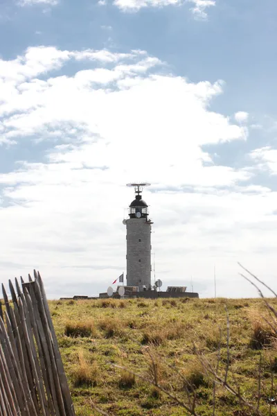 Radar et phare à Cap Gris Nez en France — Photo