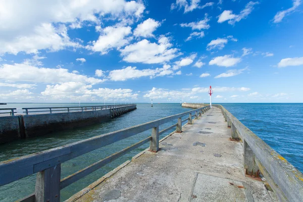 Pontoon jetty and channel of grandcamp normandy — Stock Photo, Image