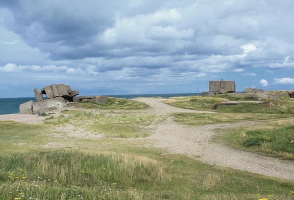 Bunker alemán en Normandía desde la Segunda Guerra Mundial — Foto de Stock