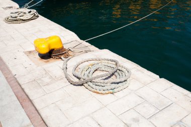 Baba ve bağlama ipleri