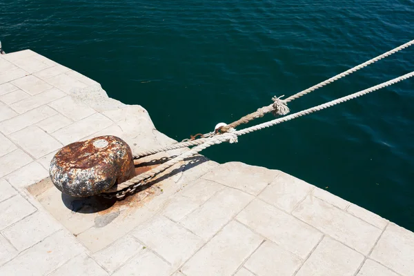 Baba ve bağlama ipleri