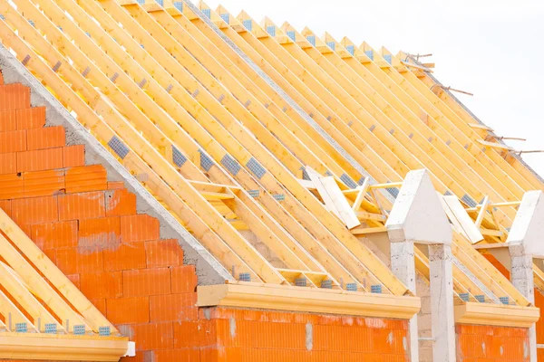 Brick house under construction — Stock Photo, Image