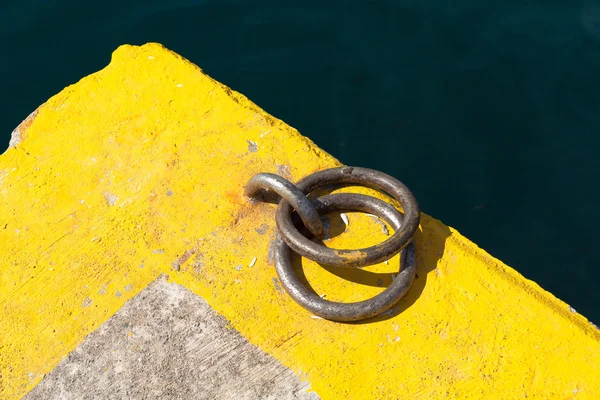 Ring docking and mooring — Stock Photo, Image