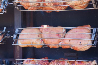 domuz kızartma sabitlemek için