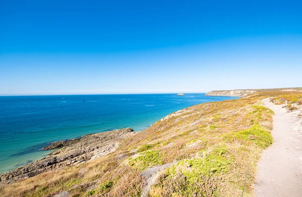 Cape Frehel Bölgesindeki Brittany Sahillerinin Manzarası Yazın Plajları Kayaları Uçurumları — Stok fotoğraf