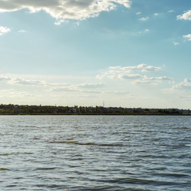 günbatımı Nehri üzerinde