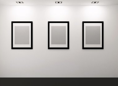 Galeri iç duvar boş çerçeveler ile