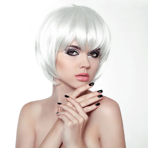 Woman Makeup and Manicured polish nails. Fashion Style Beauty Fe — Stock Photo, Image