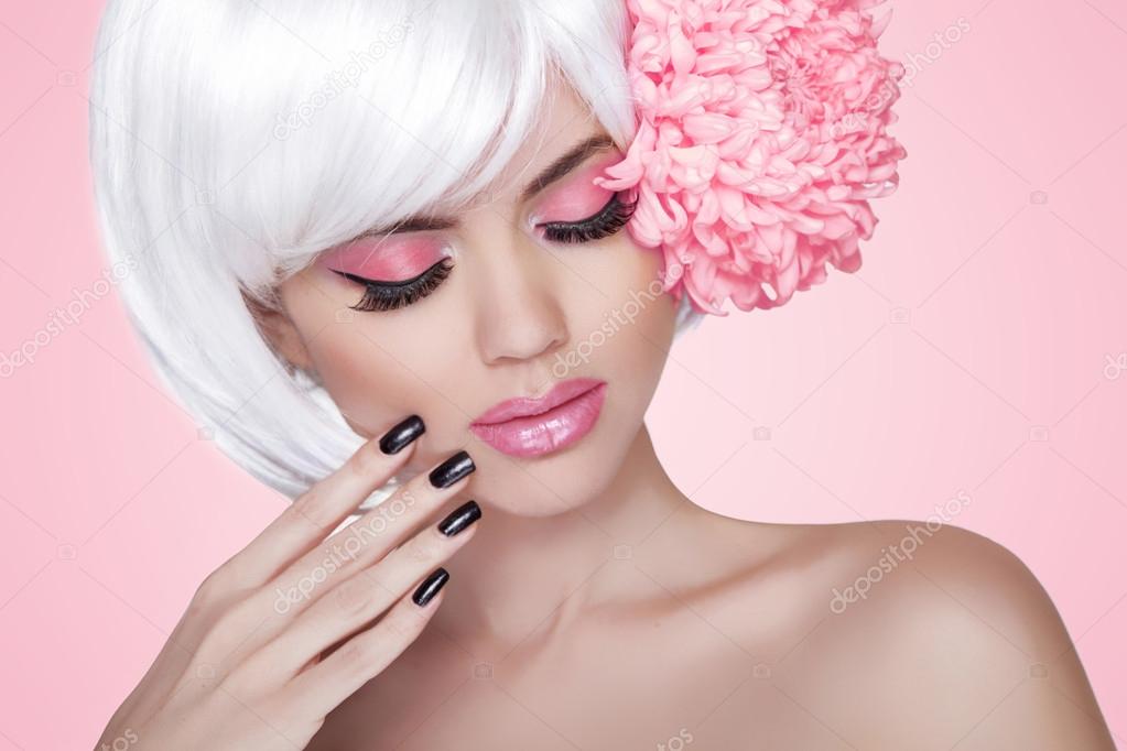 Makeup. Manicured nails. Fashion Beauty Model Girl portrait with
