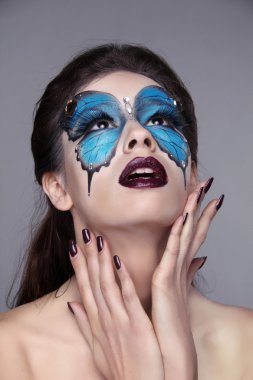 makyaj. manikürlü tırnaklar. moda yüz sanat portre. güzel mo