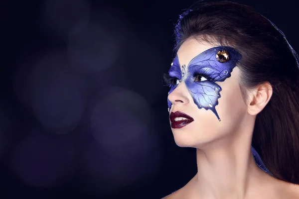 Fashion Make up. Butterfly makeup on face beautiful woman. Art P — Stock Photo, Image