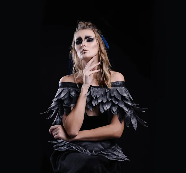 Mulher Bonita Maquiagem Traje Para Halloween Fundo Preto Imagem Fantasia — Fotografia de Stock