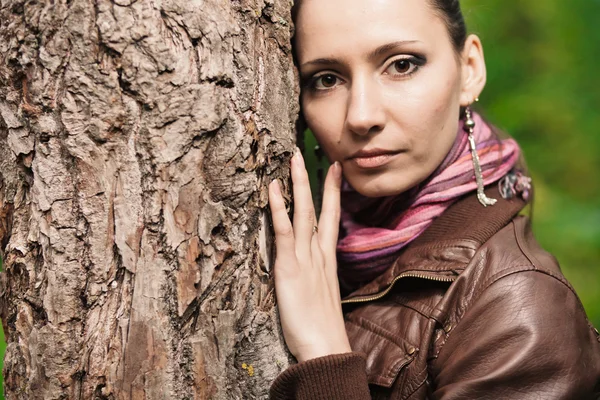 Vroege herfst portret van meisje — Stockfoto