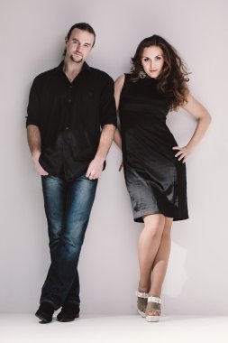 mutlu bir çift tam uzunlukta