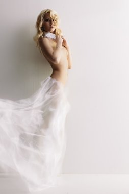 şehvetli sarışın