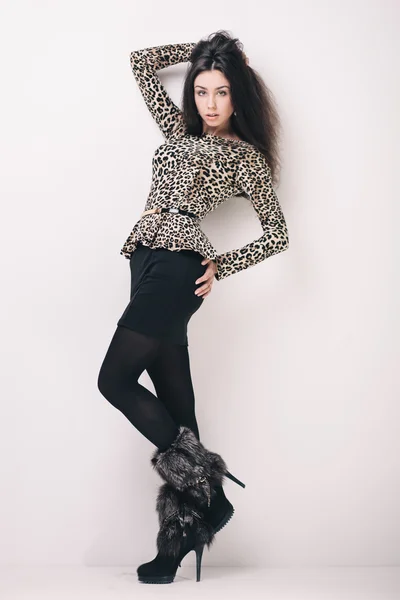 Leopard brunette girl — Stock Photo, Image