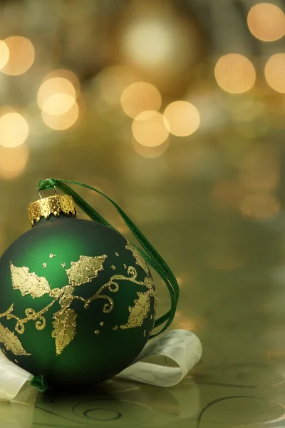 Green Ornament on Gold Background — Stock Photo, Image