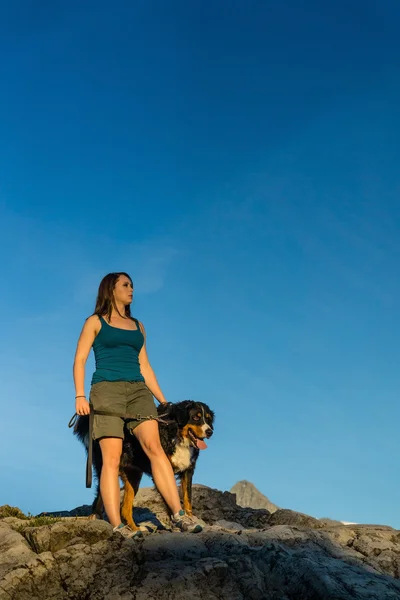 Beautiful Women Walking Dog in Mountains. — Stock Photo, Image