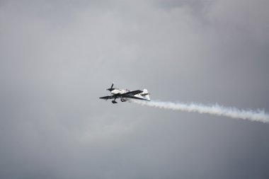 Riga, Letonya - Ağustos 20: Finlandiya pilot sami kontio kap üzerinde