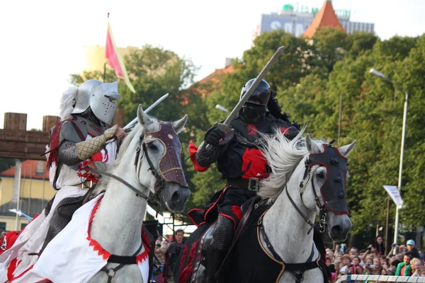 RIGA, LATVIA - AUGUST 21: Two members of The Devils Horsemen stu — Stock Photo, Image