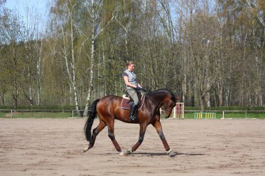 genç kadın ata paça