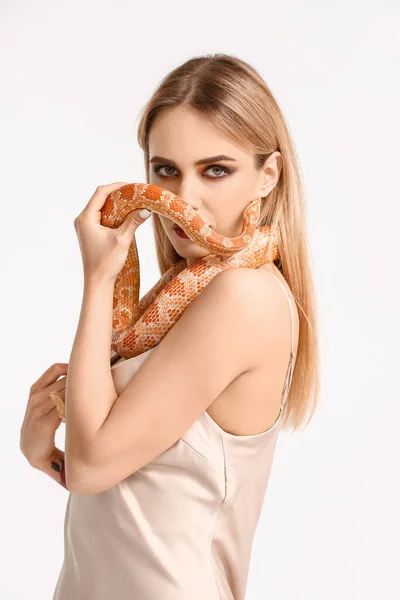 Sexy Young Woman Snake Light Background — Stock Photo, Image
