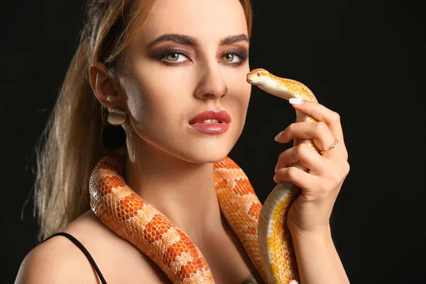 Sexy Young Woman Snake Black Background — Stock Photo, Image