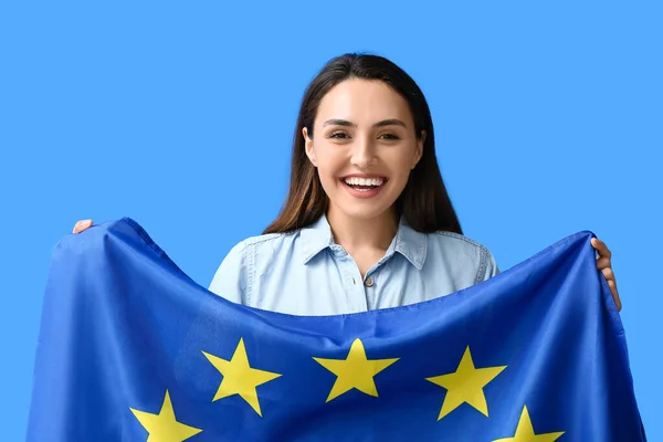 Jeune Femme Avec Drapeau Union Européenne Sur Fond Couleur — Photo