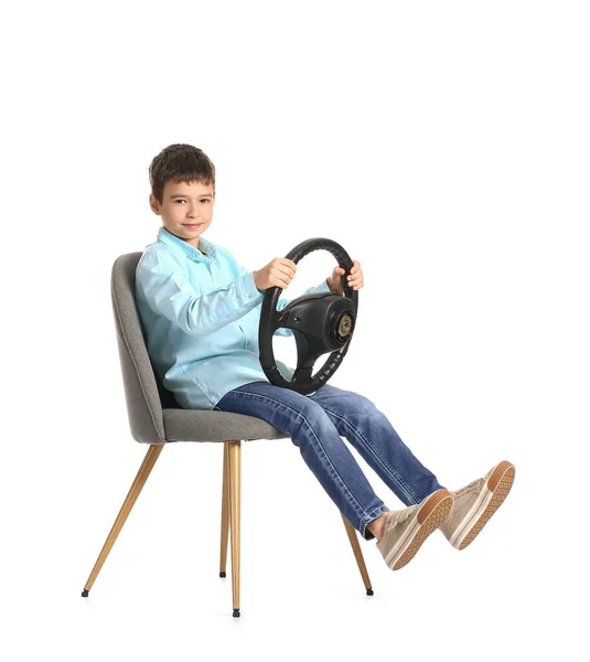 Lindo Niño Pequeño Con Volante Sentado Silla Sobre Fondo Blanco —  Fotos de Stock