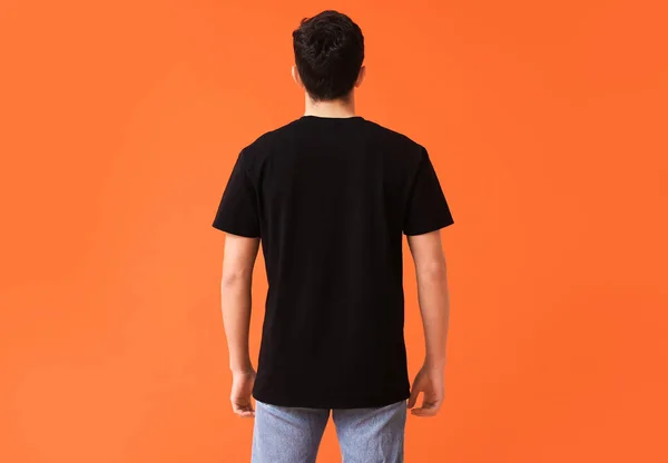 Stilig Ung Man Snygg Shirt Färg Bakgrund Baksida — Stockfoto