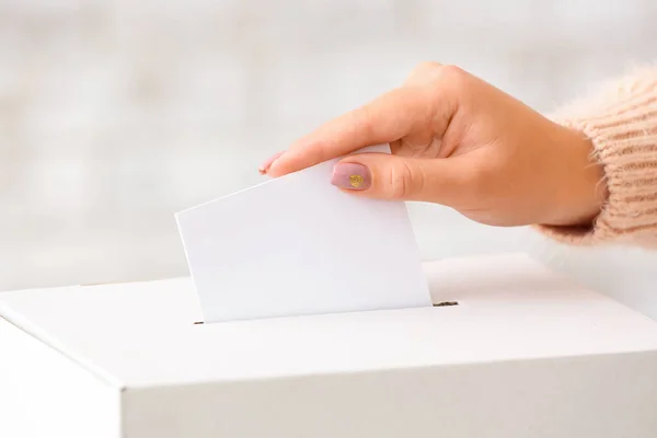 Voting Woman Ballot Box Light Background Closeup — Stock Photo, Image
