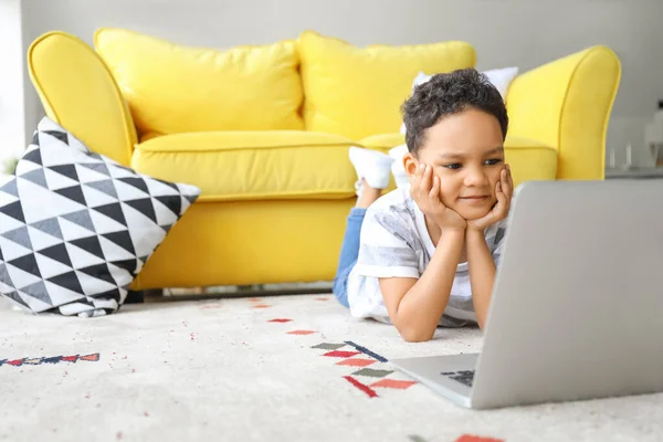Little African American Boy Laptop Watching Cartoons Floor Home — Stock Photo, Image