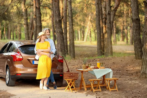 Happy Mature Couple Relaxing Car Forest — Stock Photo, Image