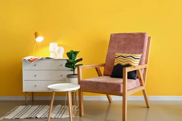 Interior Room Stylish Armchair White Chest Drawers Table Color Wall — Stock Photo, Image