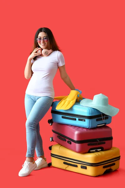 Young Woman Suitcases Color Background — Stock Photo, Image