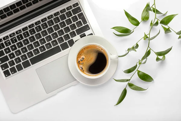 Composition Cup Coffee Laptop Light Background — Stock Photo, Image