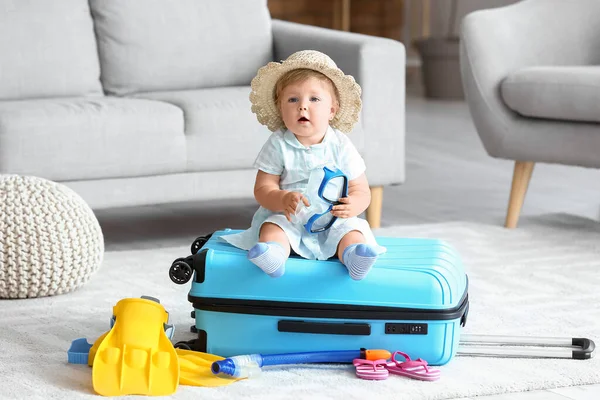 Cute Baby Girl Suitcase Home — Stock Photo, Image