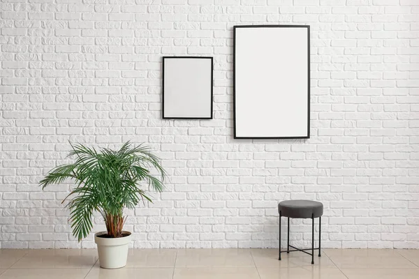 Blank Poster Frames Hanging Brick Wall — Stock Photo, Image