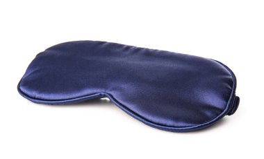 Beyaz arkaplanda şık bir uyku maskesi