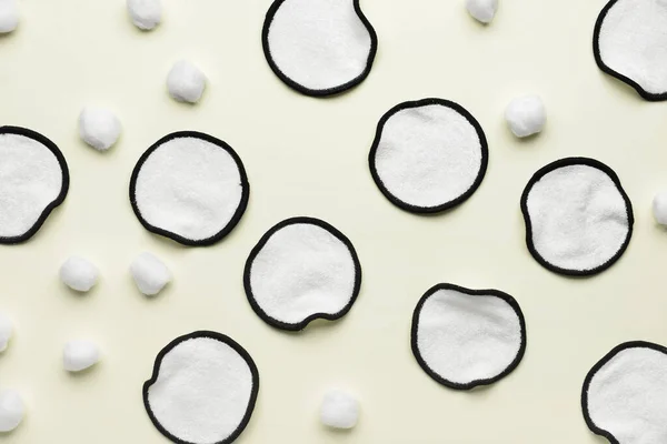 Reusable Cotton Pads Balls Light Background — Stock Photo, Image