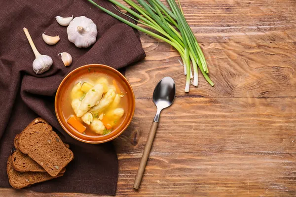 Composición Con Tazón Deliciosa Sopa Albóndigas Pan Ajo Cebolla Verde — Foto de Stock
